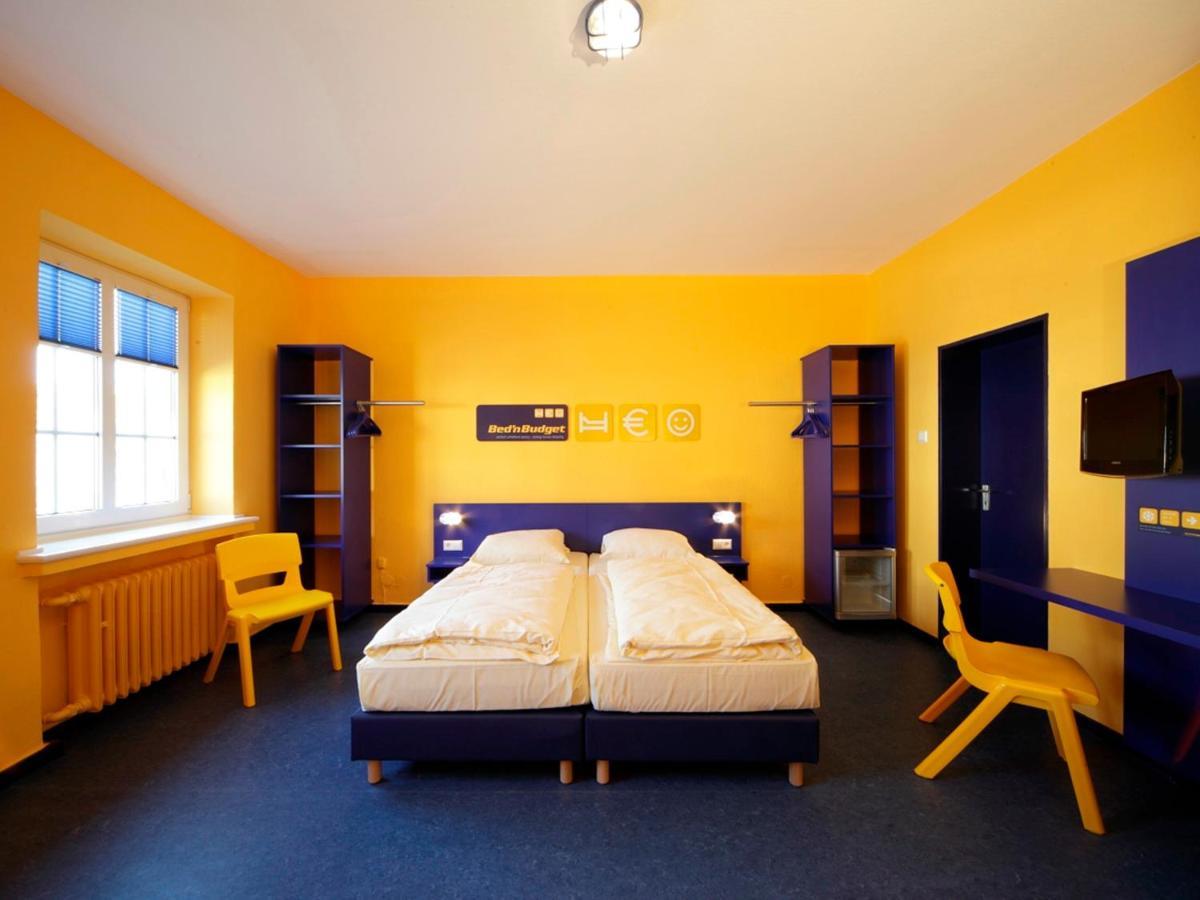 Bed'nbudget Expo-hostel Dorms